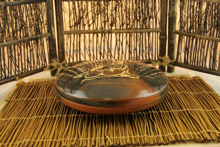 云南五色土宝艺术文化传播成立于2009年,是集建水紫陶产品